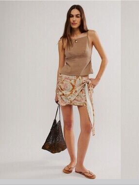 Free People Floral Wrap Beige-Peach Sweet As Beach Mini Skirt Sz 8 $78